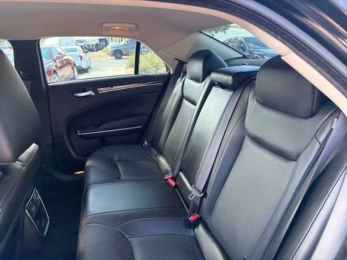 Used 2023 Chrysler 300 Touring L w/ Comfort Group RWD image 34