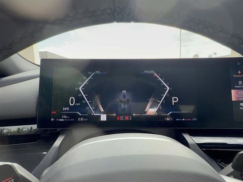 Certified 2024 BMW 530i xDrive w/ M Sport Package image 15