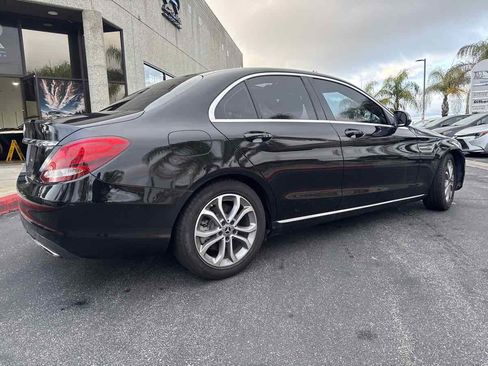 Used 2018 Mercedes-Benz C 300 Sedan image 4