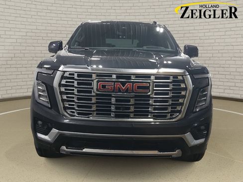 New 2026 GMC Yukon Denali w/ LPO, Floor Liner Package AWD/4WD image 2
