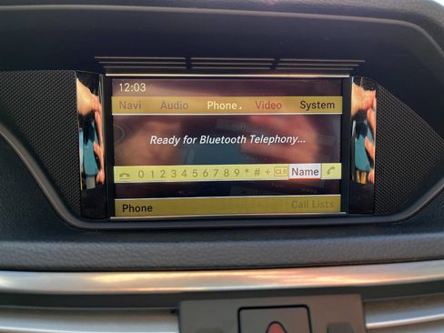 Used 2010 Mercedes-Benz E 550 4MATIC Sedan image 15