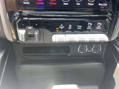 Used 2021 RAM 1500 Limited AWD/4WD image 34