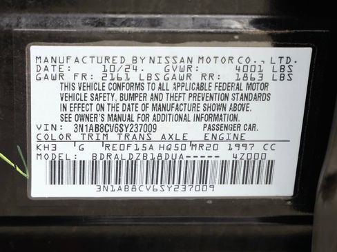 Used 2025 Nissan Sentra SV FWD image 32