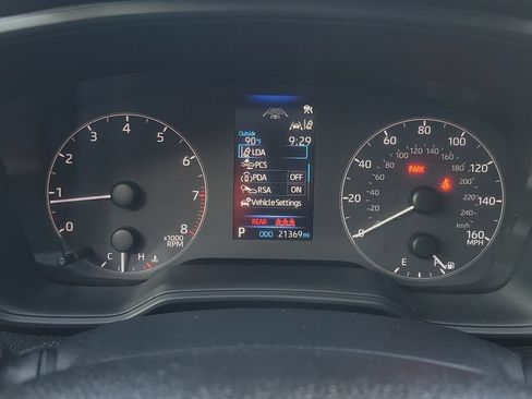 Certified 2025 Toyota Corolla LE FWD image 21