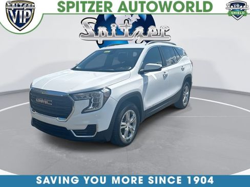 Used 2024 GMC Terrain SLE w/ Driver Convenience Package AWD/4WD image 4