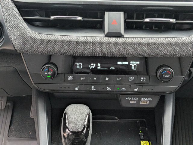 Certified 2026 Subaru Outback Limited AWD/4WD image 16