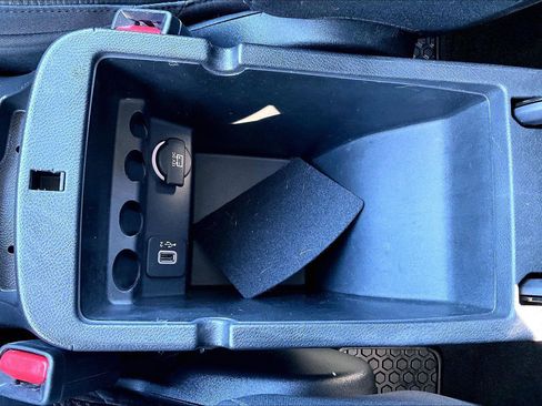 Used 2019 Jeep Cherokee Trailhawk image 33