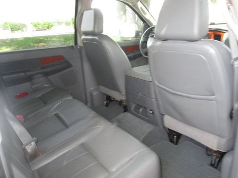 Used 2007 Dodge Ram 2500 Truck Laramie AWD/4WD image 25