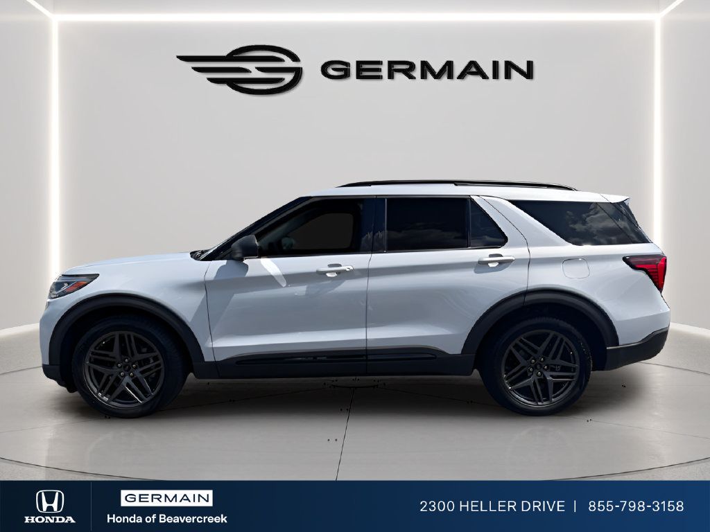 Used 2026 Ford Explorer Active w/ Active Comfort Package RWD image 4