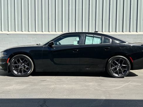 Used 2023 Dodge Charger SXT w/ Blacktop Package RWD image 7