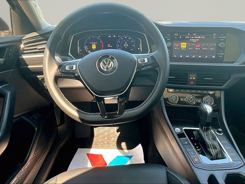 Used 2021 Volkswagen Jetta SEL FWD image 8
