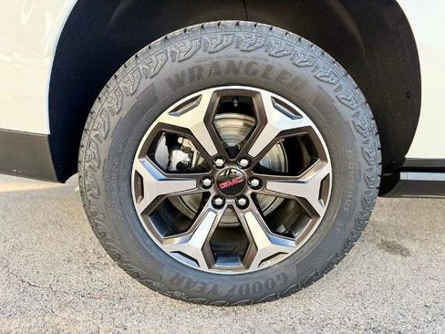 New 2026 GMC Yukon XL AT4 Ultimate image 7