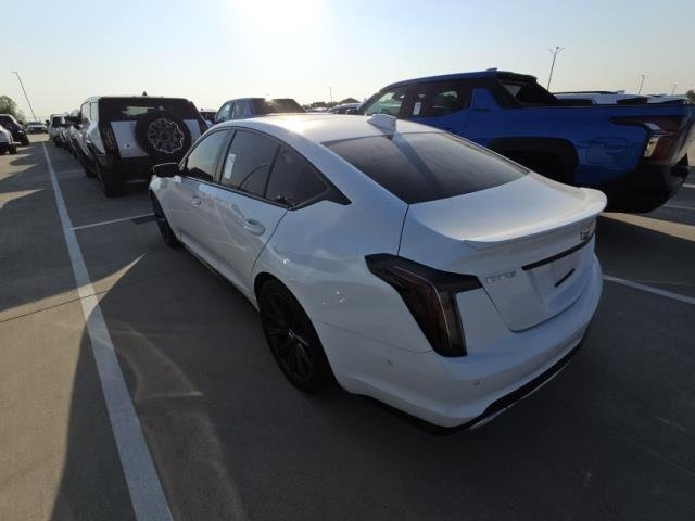 Used 2025 Cadillac CT5 V w/ Technology Package RWD image 5