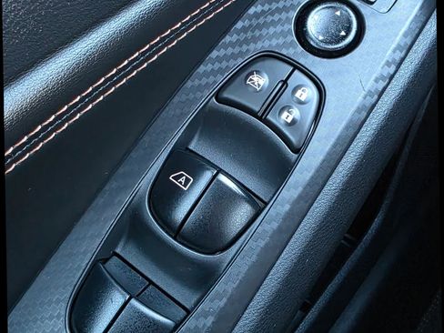 Used 2022 Nissan Altima 2.5 SR image 22