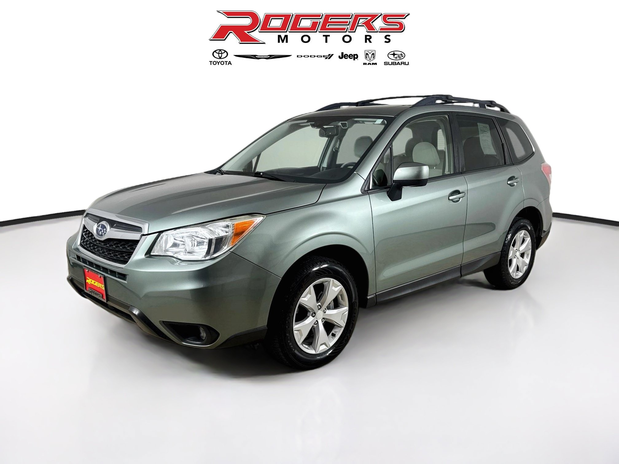 Used 2016 Subaru Forester 2.5i Premium AWD/4WD image 3