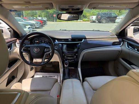 Used 2013 Cadillac XTS Premium FWD image 32