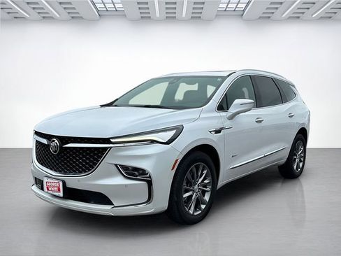 Used 2022 Buick Enclave Avenir w/ Avenir Technology Package AWD/4WD image 8