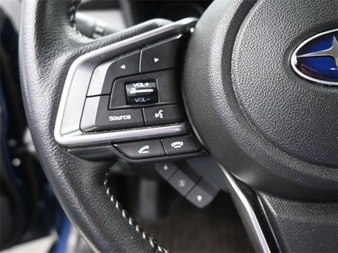 Used 2020 Subaru Outback Premium image 31