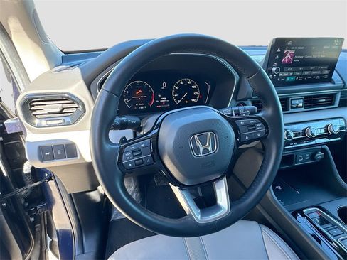 Used 2024 Honda Pilot EX-L image 11