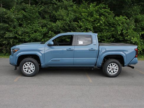 New 2026 Toyota Tacoma SR5 AWD/4WD image 5