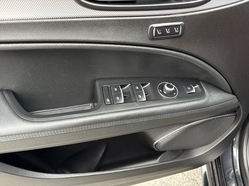 Used 2022 Alfa Romeo Stelvio Veloce image 21