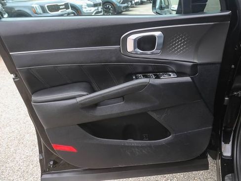 Used 2023 Kia Sorento SX FWD image 22