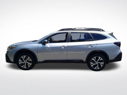 Used 2022 Subaru Outback Limited AWD/4WD image 4
