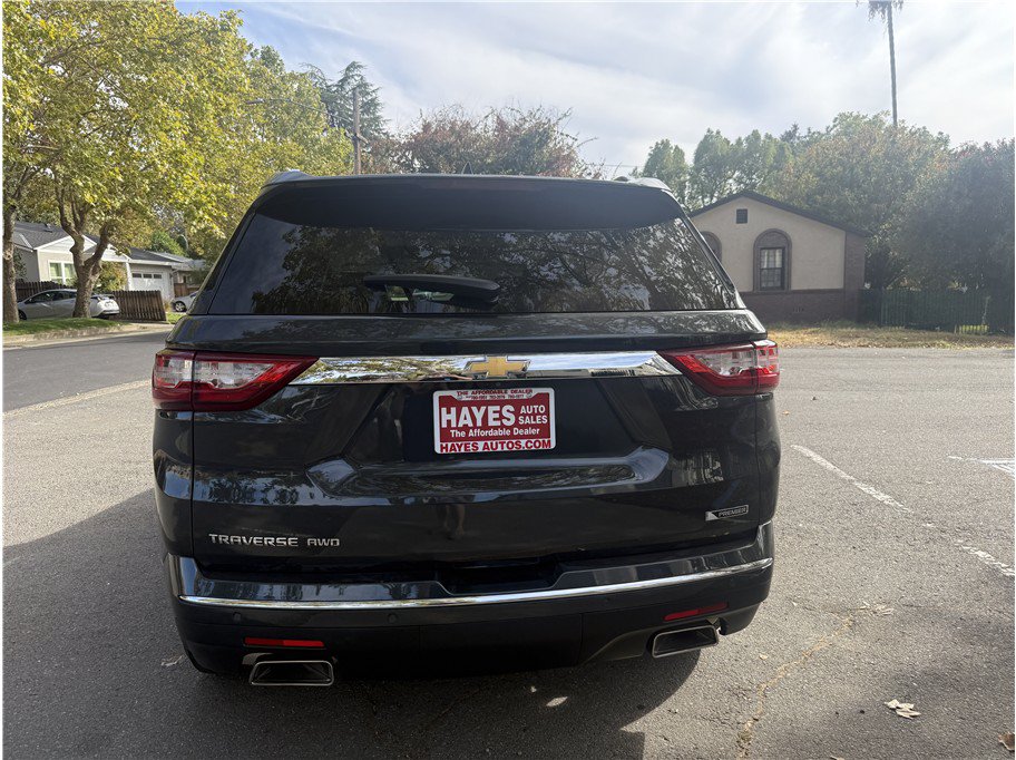 Used 2018 Chevrolet Traverse Premier AWD/4WD image 4