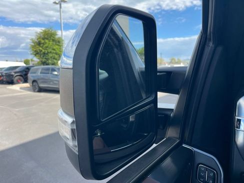 Used 2022 Ford F150 Lariat w/ Equipment Group 502A High AWD/4WD image 7