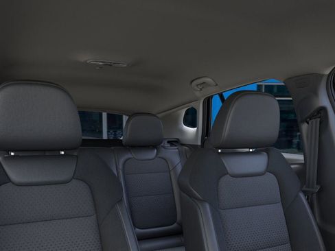 New 2026 Chevrolet Trax LT w/ Driver Confidence Package image 24
