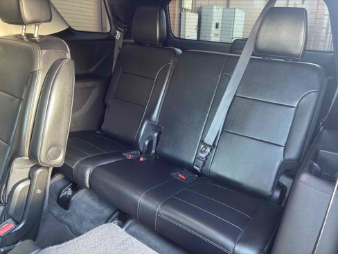 Used 2019 Chevrolet Traverse Premier w/ Redline Edition FWD image 59