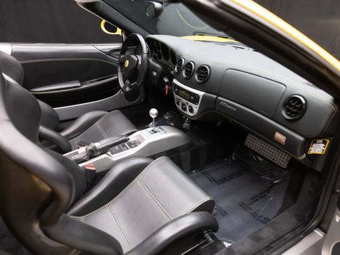 Used 2001 Ferrari 360 Spider RWD image 62