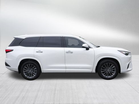 Used 2024 Lexus TX 350 AWD w/ Accessory Package (2T) image 8
