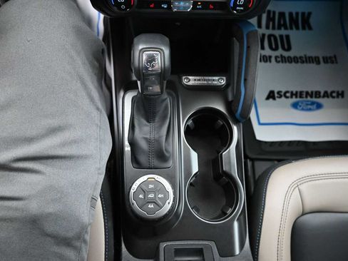Used 2023 Ford Bronco Wildtrak AWD/4WD image 39