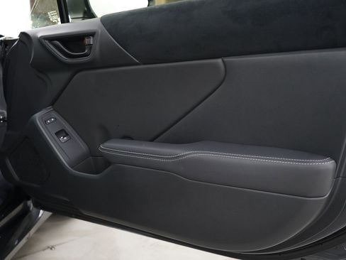 Used 2023 Toyota GR86 Premium image 12