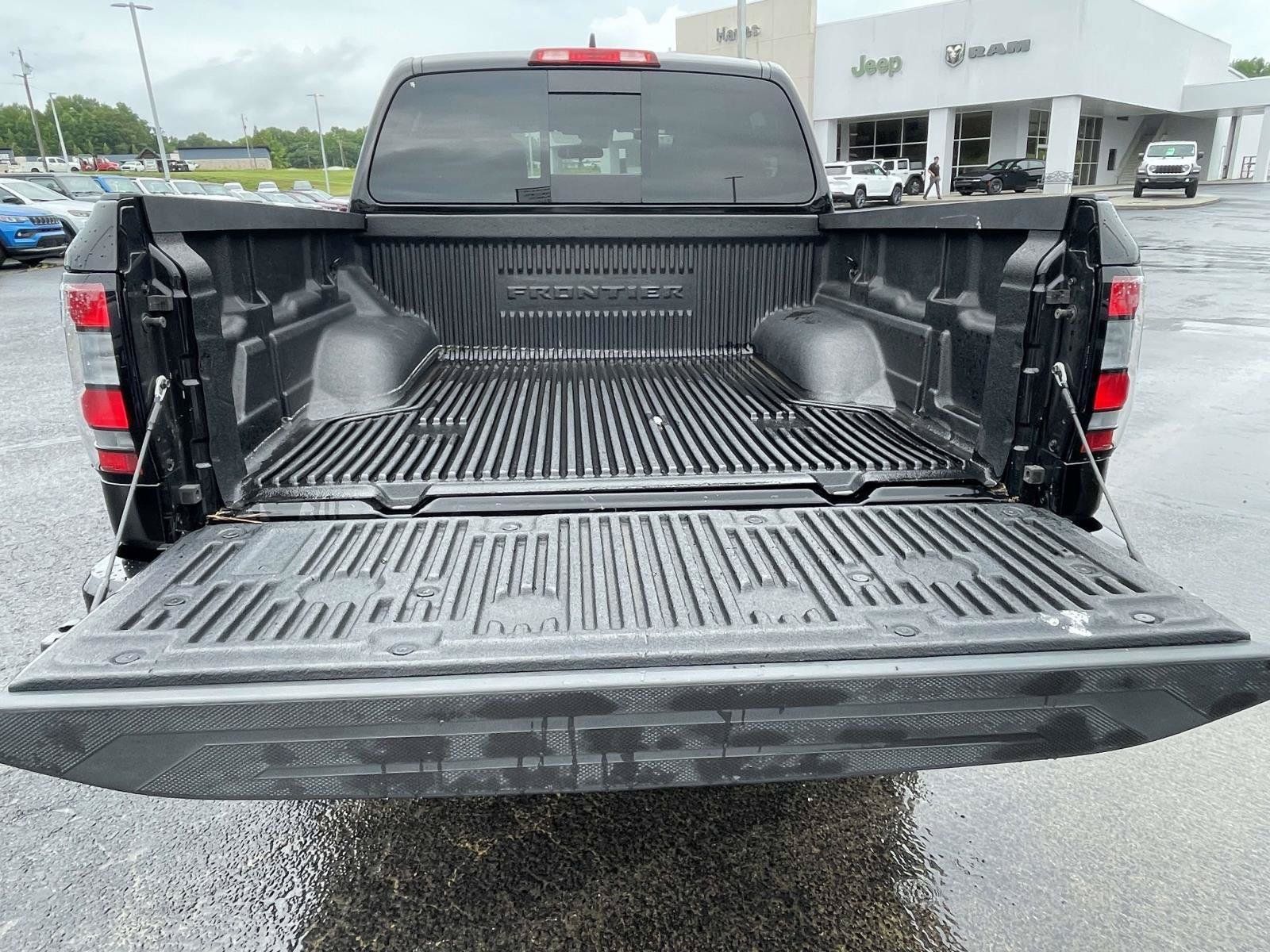 Used 2024 Nissan Frontier PRO-4X AWD/4WD image 20