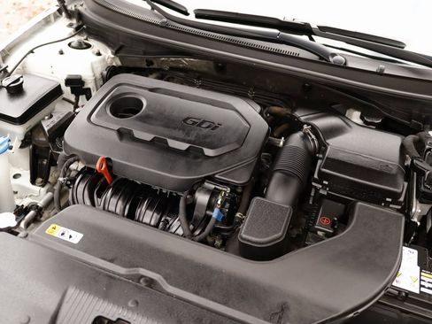 Used 2017 Hyundai Sonata Sport w/ Value Edition Package 02 image 32