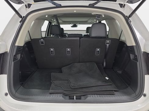 Used 2023 Honda Pilot Touring image 29