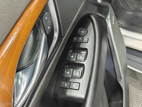 Used 2019 Cadillac Escalade Luxury AWD/4WD image 60