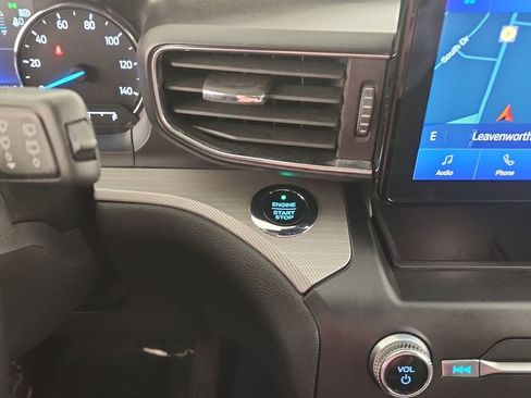 Used 2020 Ford Explorer XLT w/ Equipment Group 202A image 23