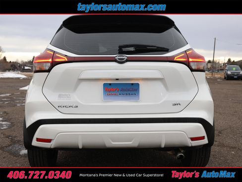 Used 2024 Nissan Kicks SR w/ Interior Electronics Package image 35