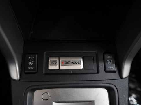 Used 2017 Subaru Forester 2.5i Premium w/ All-Weather Package AWD/4WD image 24