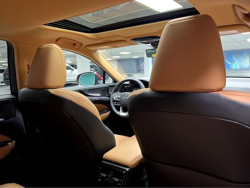 Used 2025 Lexus NX 350 350 Premium image 22