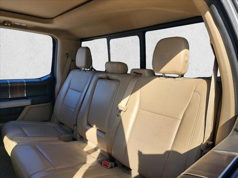 Used 2017 Ford F150 Lariat image 15