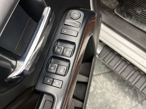 Used 2016 GMC Sierra 1500 SLE image 8