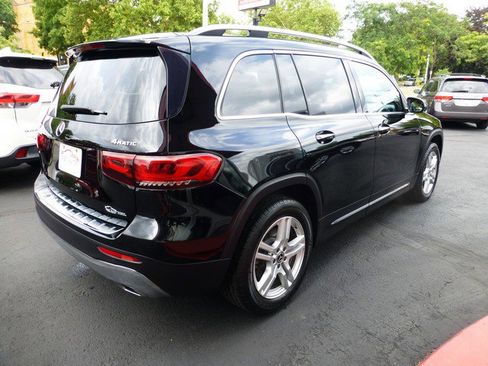 Used 2021 Mercedes-Benz GLB 250 4MATIC image 5