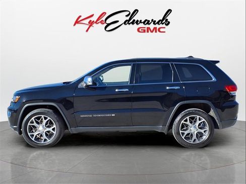Used 2022 Jeep Grand Cherokee Limited w/ Trailer Tow Group IV image 8