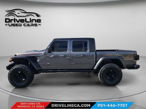 Used 2024 Jeep Gladiator Rubicon w/ Technology Group AWD/4WD image 18