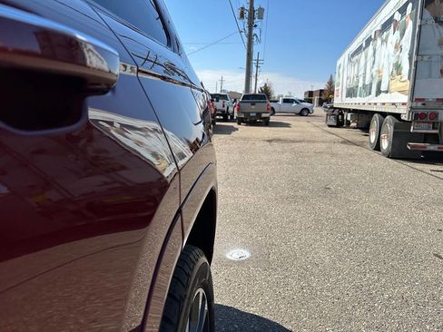 Used 2021 Jeep Grand Cherokee L Overland w/ Luxury Tech Group IV AWD/4WD image 18