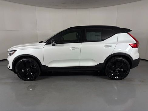 New 2026 Volvo XC40 B5 Ultra w/ Climate Package AWD/4WD image 5